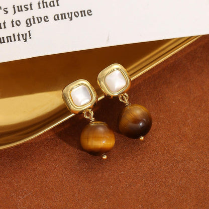 Minimalist and trendy tigers eye stone earrings - Real hot sour