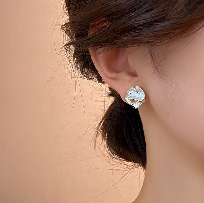 Elegant camellia earrings