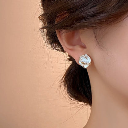 Elegant camellia earrings